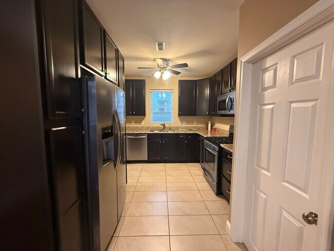 Photo - Charming South Philly Home in the Pennsport/Queen Village Area