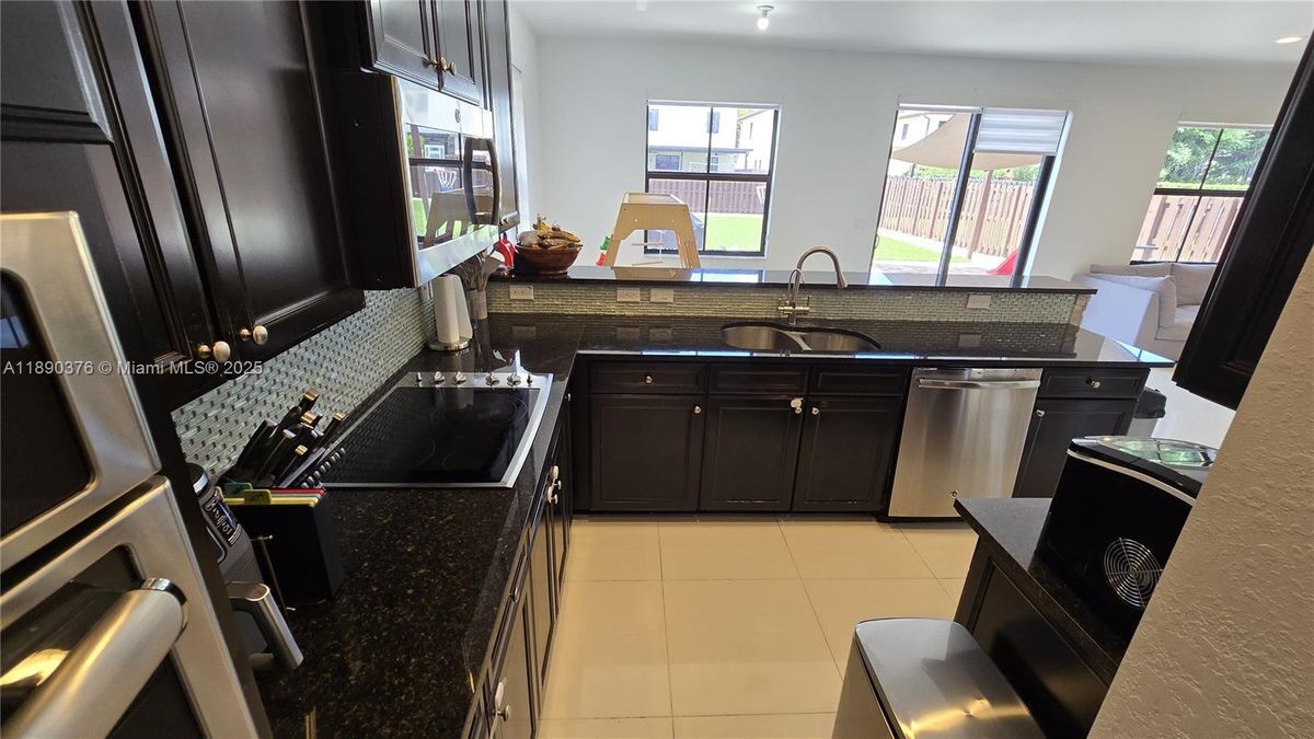 Photo - 10032 NW 87th Terrace