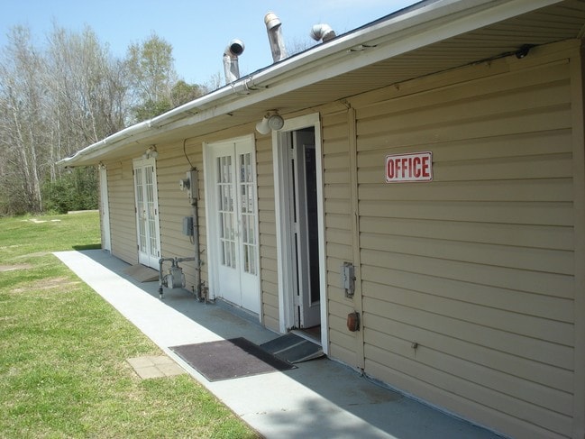 Photo - Forest Hollow Manufactured Home Community