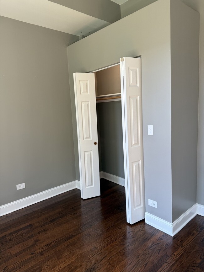 3312 W Le Moyne St