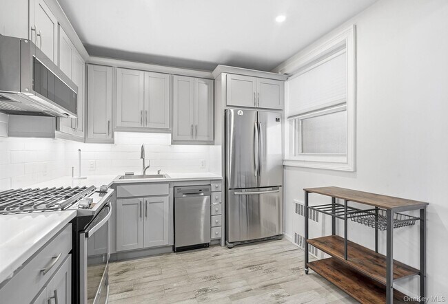 Photo - 315 King St Unit 3C