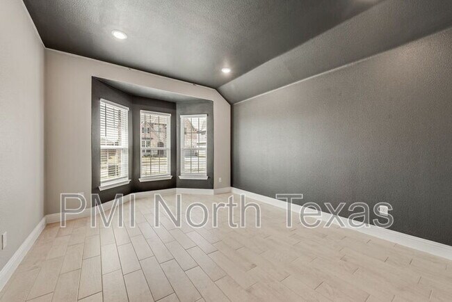 Photo - 512 Tartane Dr