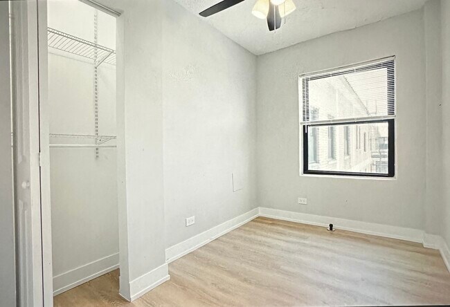 Photo - 6022 N Winthrop Ave