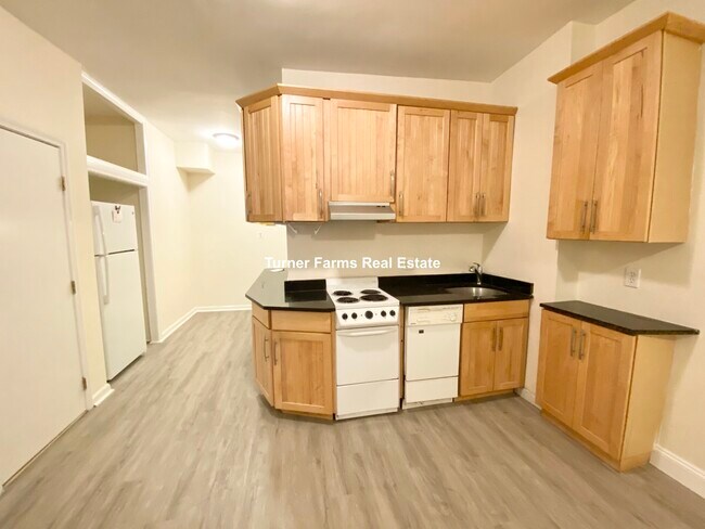 Photo - 19 Aberdeen St Unit 4