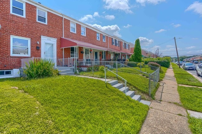 Photo - 2230 Coralthorn Rd