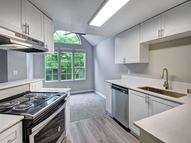 Photo - Orchard Ridge