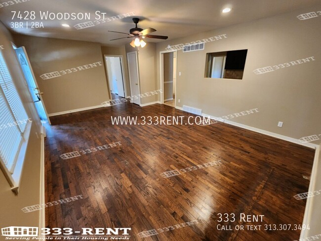 Photo - 7428 Woodson St
