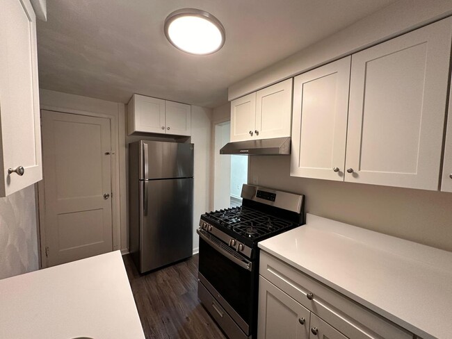 Photo - Newly Renovated 2 Bedroom Townhome
