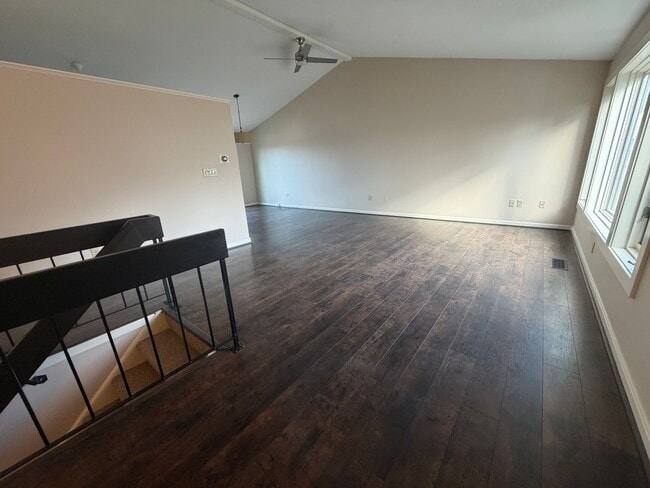 Photo - 3 Bedroom, 1.5 bath detached condo at Kens...