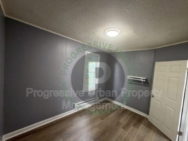 Photo - 4144 Hyde Ave