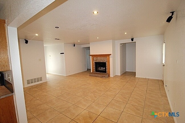Photo - 3809 Joshua Taylor Dr