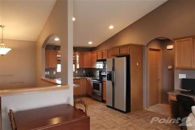 Photo - Quiet North Liberty Townhouse - CCA School District