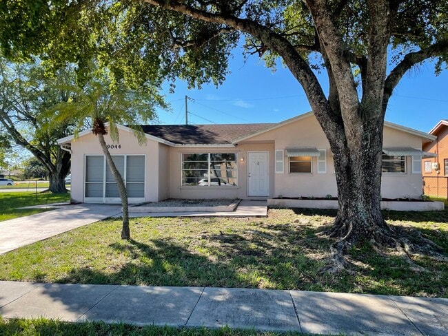 Photo - 9044 SW 1st Dr Casa