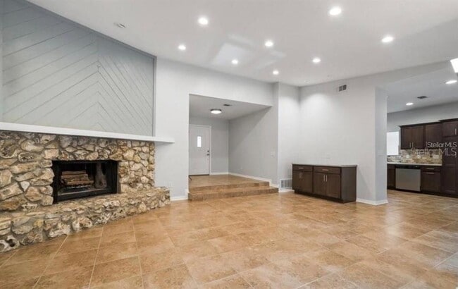 Photo - 10744 Creek Dr