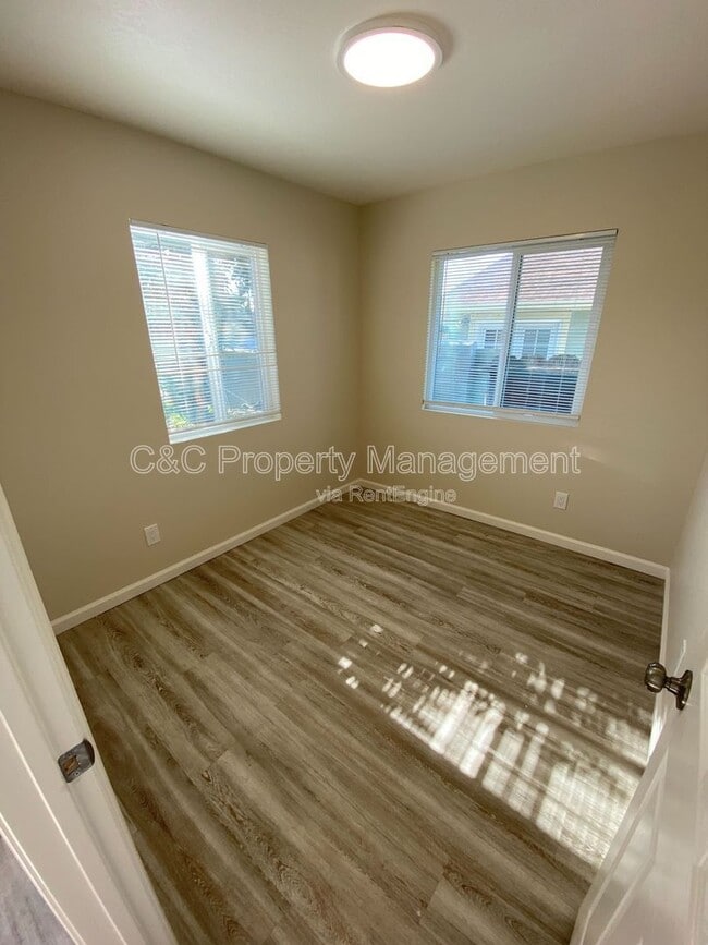 Photo - 1343 Mingo Ave Unit B