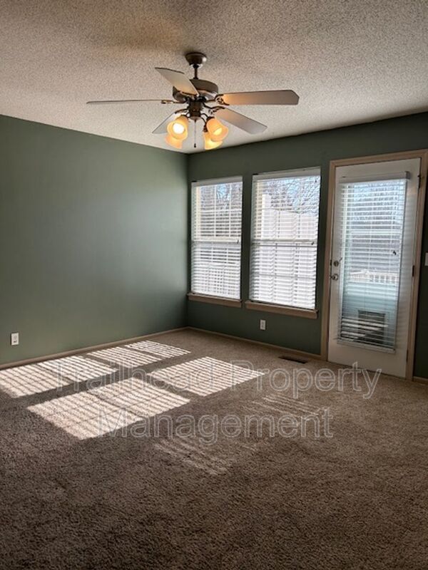 Photo - 8671 NE 97th St