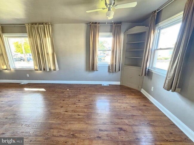 Photo - 11 Drexel Ave