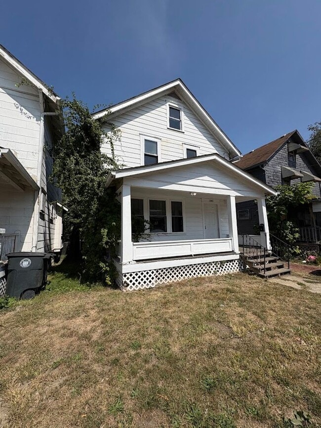 Photo - Three bedroom one bathroom home for rent