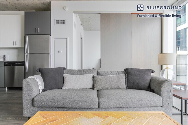 60 E Randolph St Unit SI FL9-ID1371