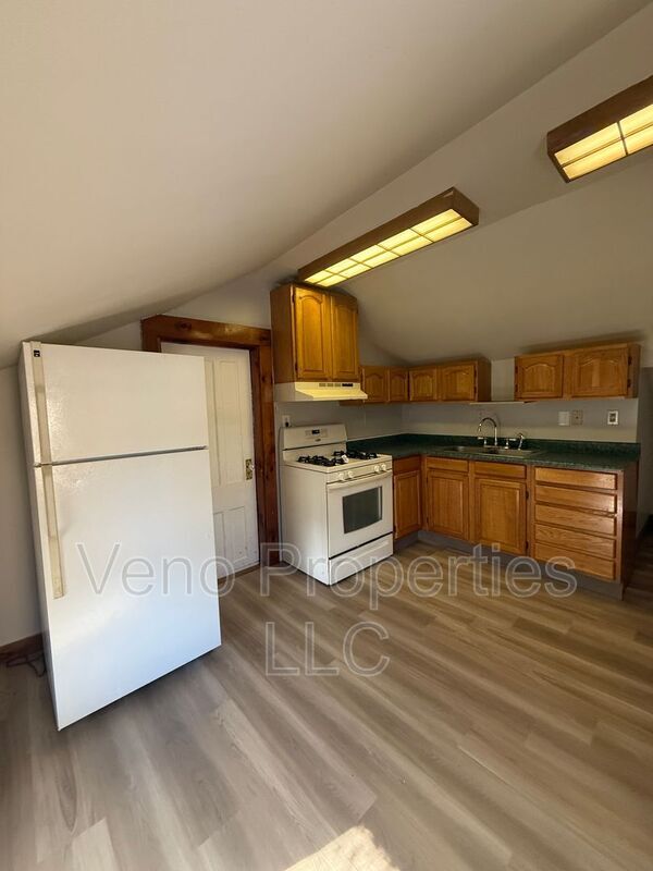 Photo - 43 McCrea St