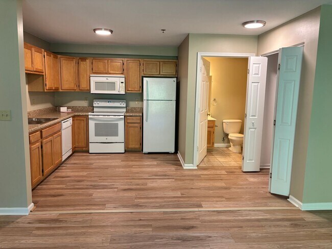Lakepointe Apartment Homes