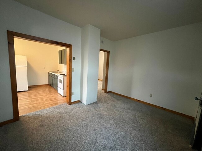 Photo - 5 S 63rd Ave W Unit 5 S 63rd Ave W - 2