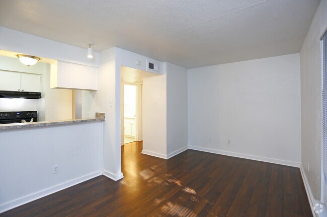1BR,1BA - 478SF - #202 - LIVING ROOM - Bowser