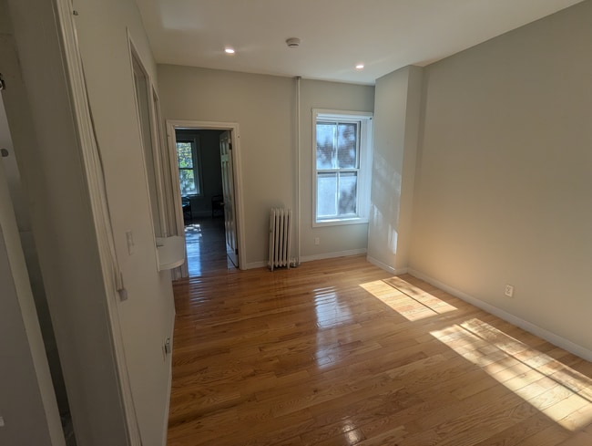Photo - 36 Winchester St Unit 6