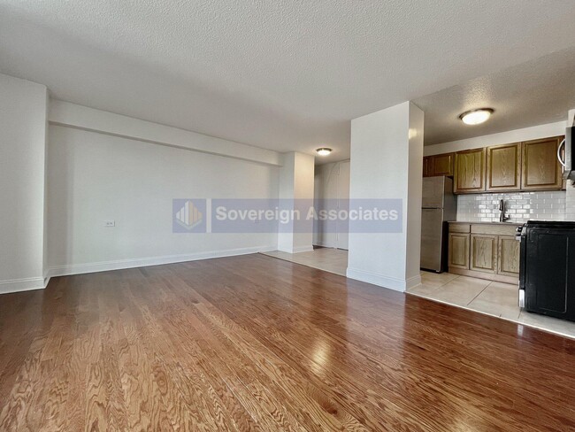 Photo - 3333 Broadway Unit D6G