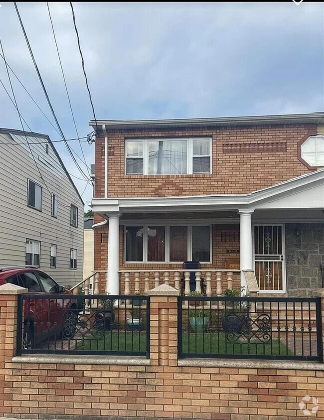 Building Photo - 145-92-145224 224th St Rental