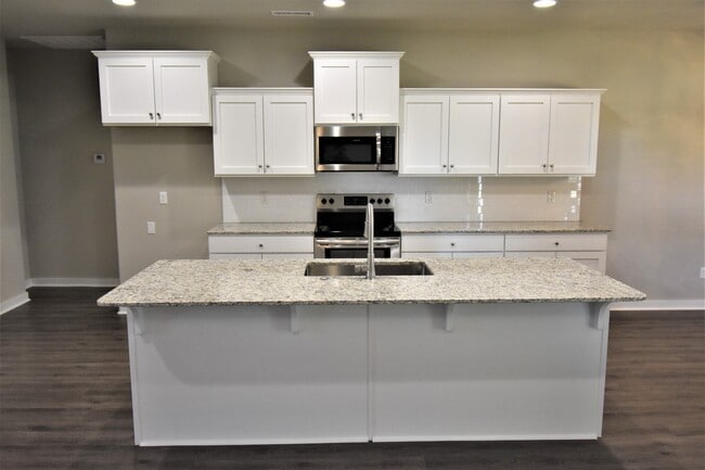 Photo - Be a Part of This Neighborhood in Farmington Heights!!!