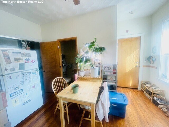 Building Photo - 206 Hanover St Unit 4 Rental