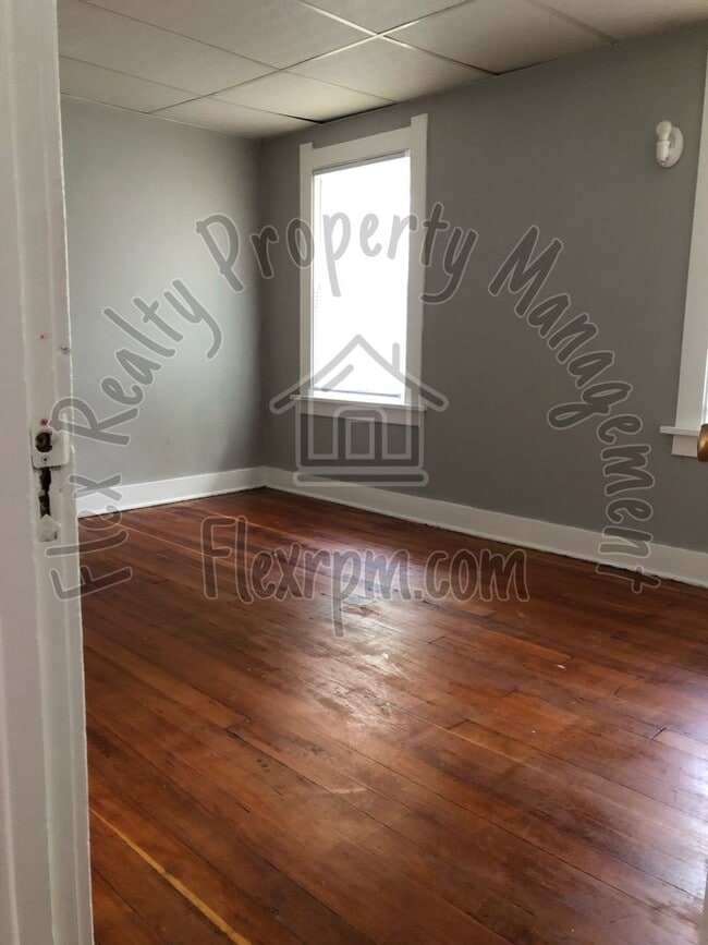 Photo - 1/2 off 1st month.....New on The Market......