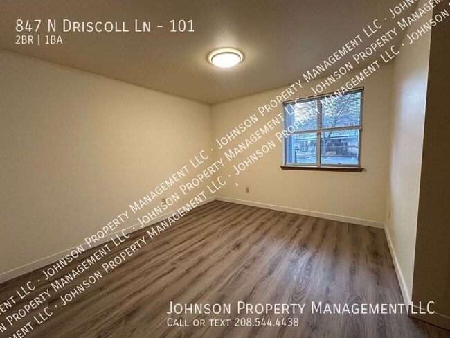 847 N Driscoll Ln Unit 101