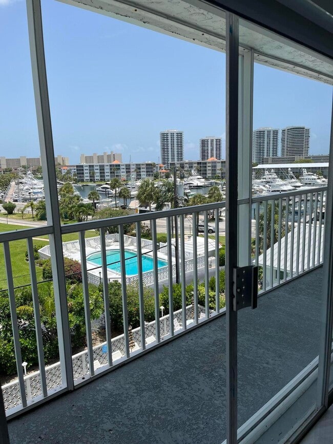 Photo - 155 Yacht Club Dr Unit 408,407