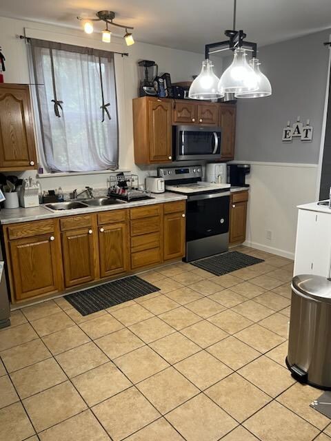 Photo - 216 W Main St