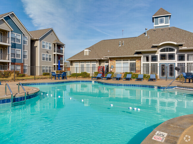 Fountain Lake - Fountain Lake Apartments