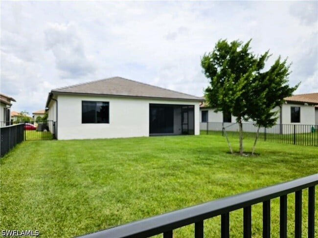 Building Photo - 5032 Arancia Ln