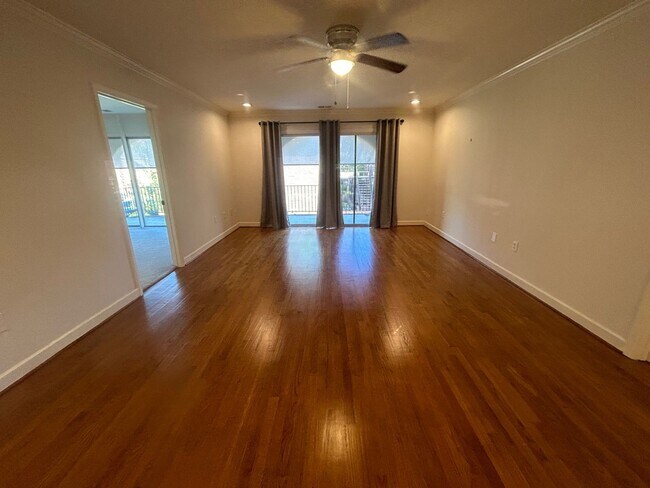 Photo - 5516 Lakeshore Dr Unit 5516 Lakeshore Drive Apt. 716