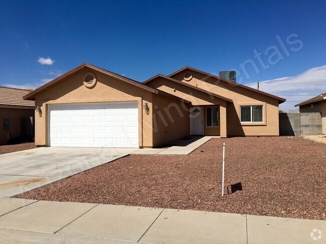 Building Photo - HUALAPAI MOUNTAIN FOOTHILLS HOME