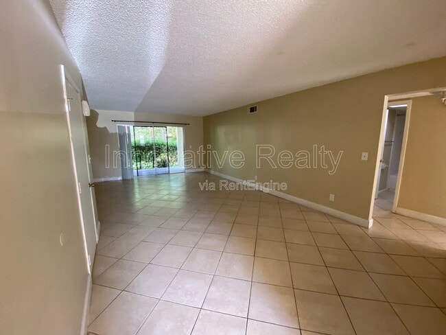 Photo - 623 E San Sebastian Ct