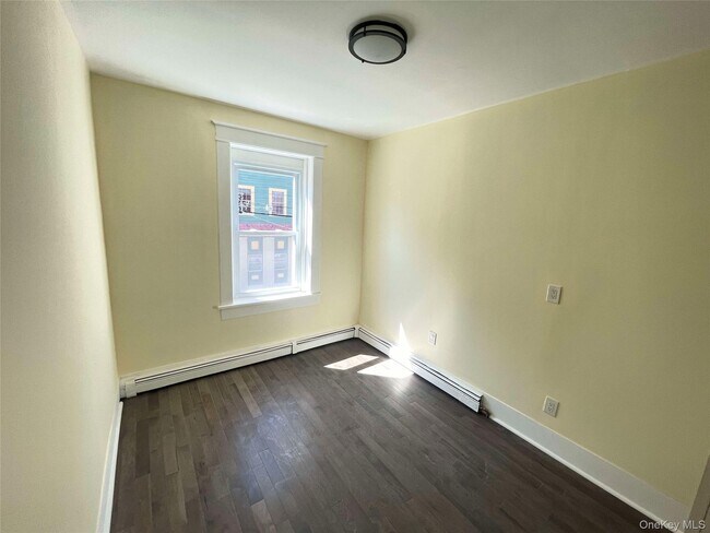 Photo - 2674 W Main St