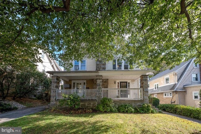 Building Photo - 17 E Turnbull Ave