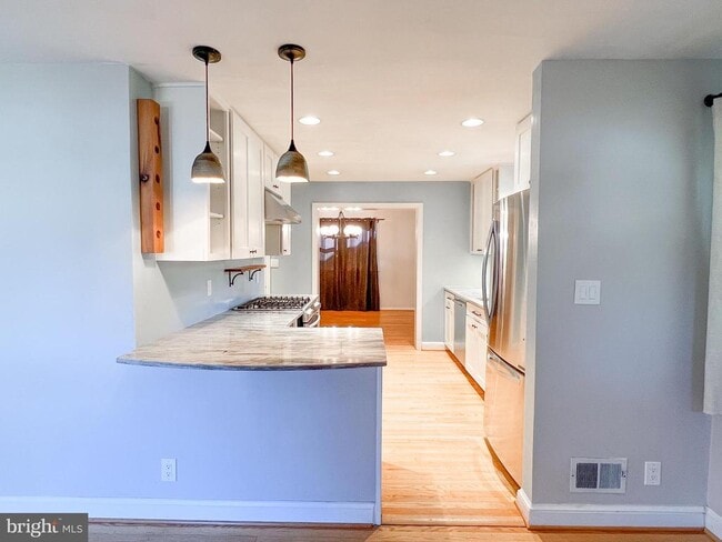 Photo - 4426 Strathmore Ave
