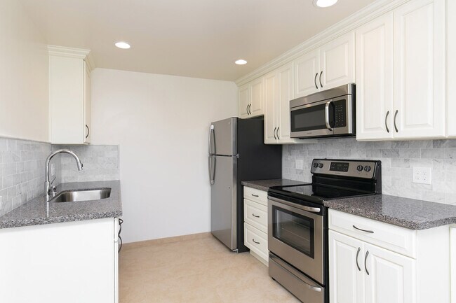 Photo - Florentia Street Apartments