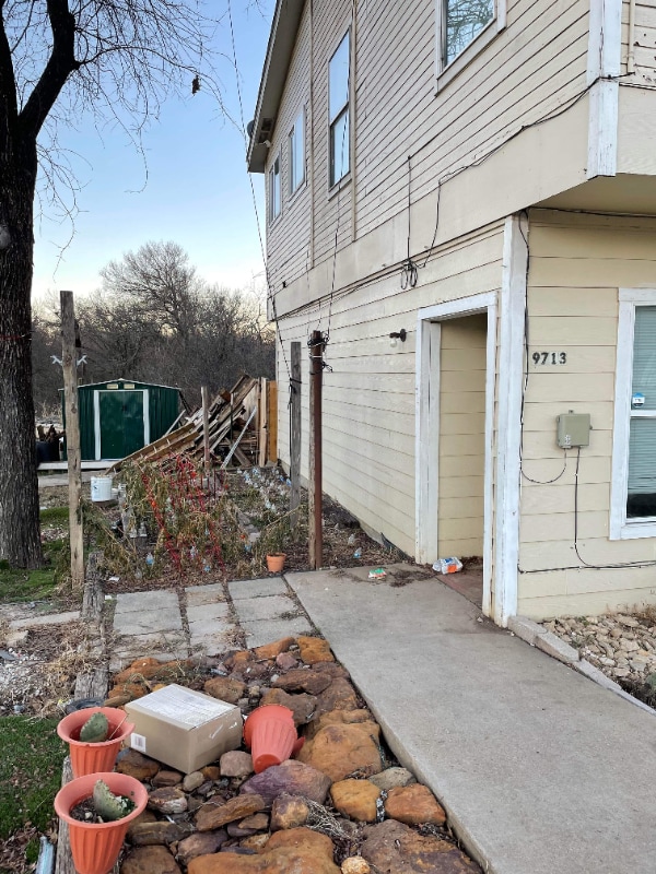 Photo - 9713 Sycamore Dr