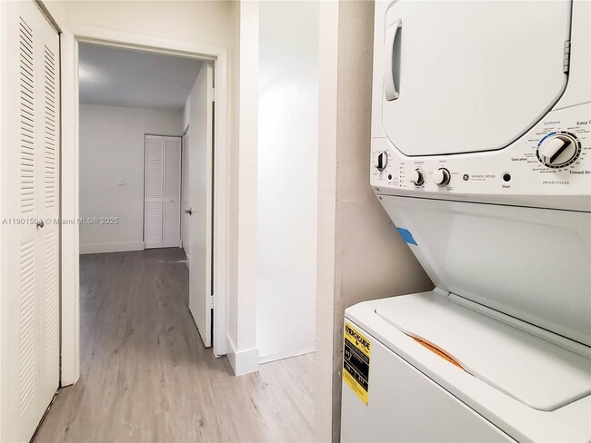 Photo - 1901 NW South River Dr Unit 61F