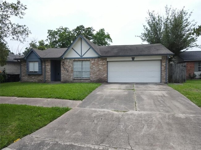 Photo - 13823 Clark Towne Rd House