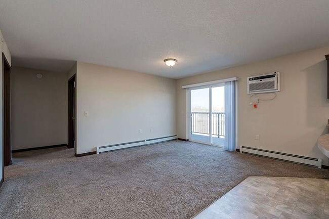 LAKESIDE APTS OF WINDOM