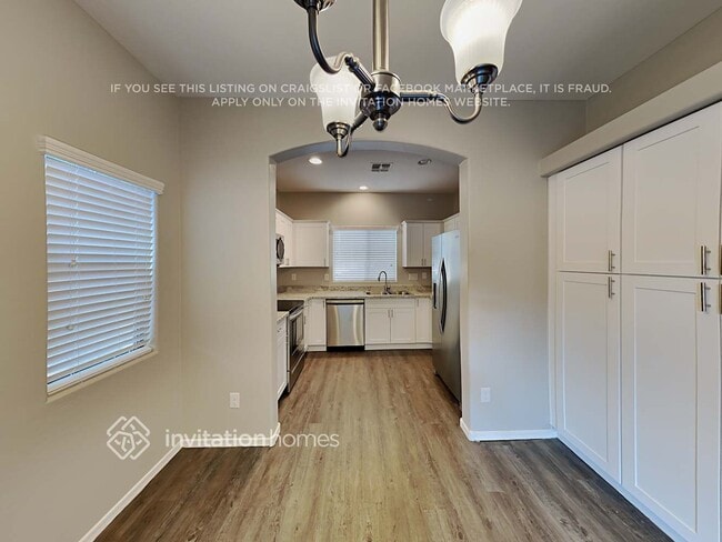 Photo - 4708 E Laurel Ave